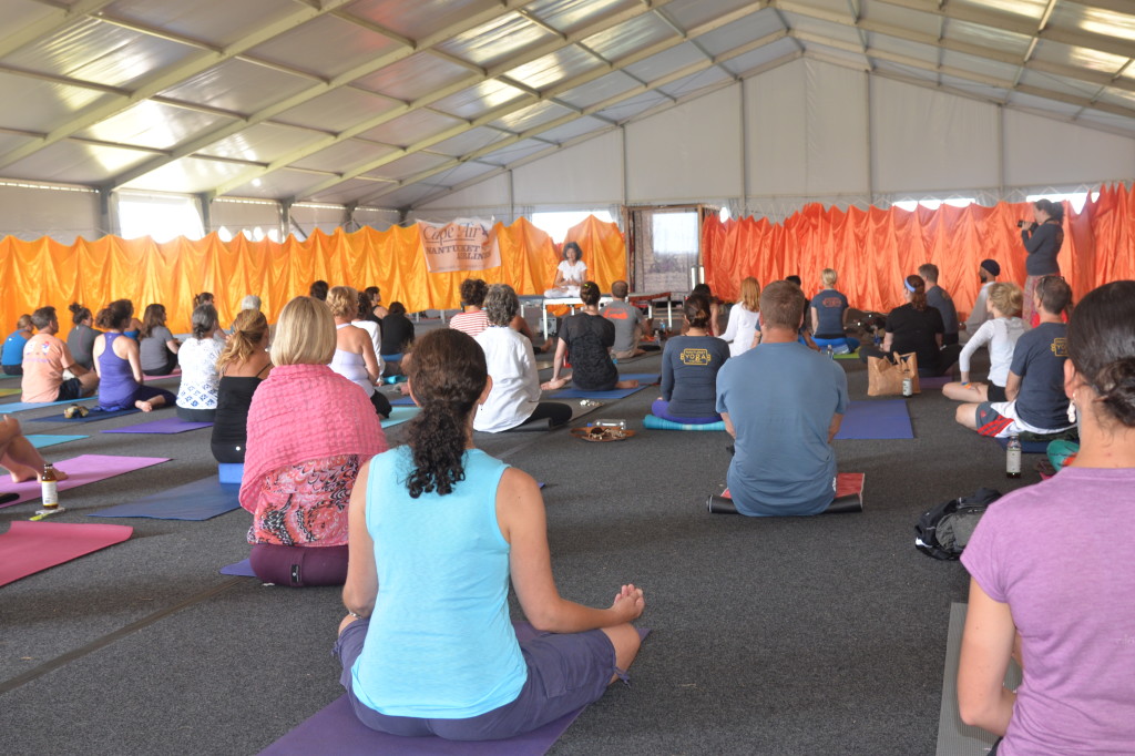 Tao Porchon-Lynch teaching at the Nantucket Yoga Festival