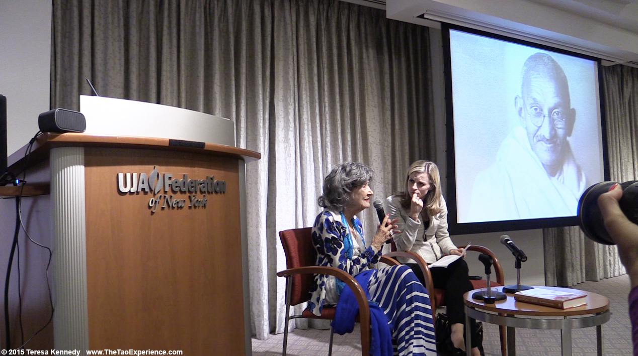 97-year-old yoga master Tao Porchon-Lynch with CNBC's Courtney Reagan at Harvard Business School Club event at UJA Federation in NY, September 30, 2015